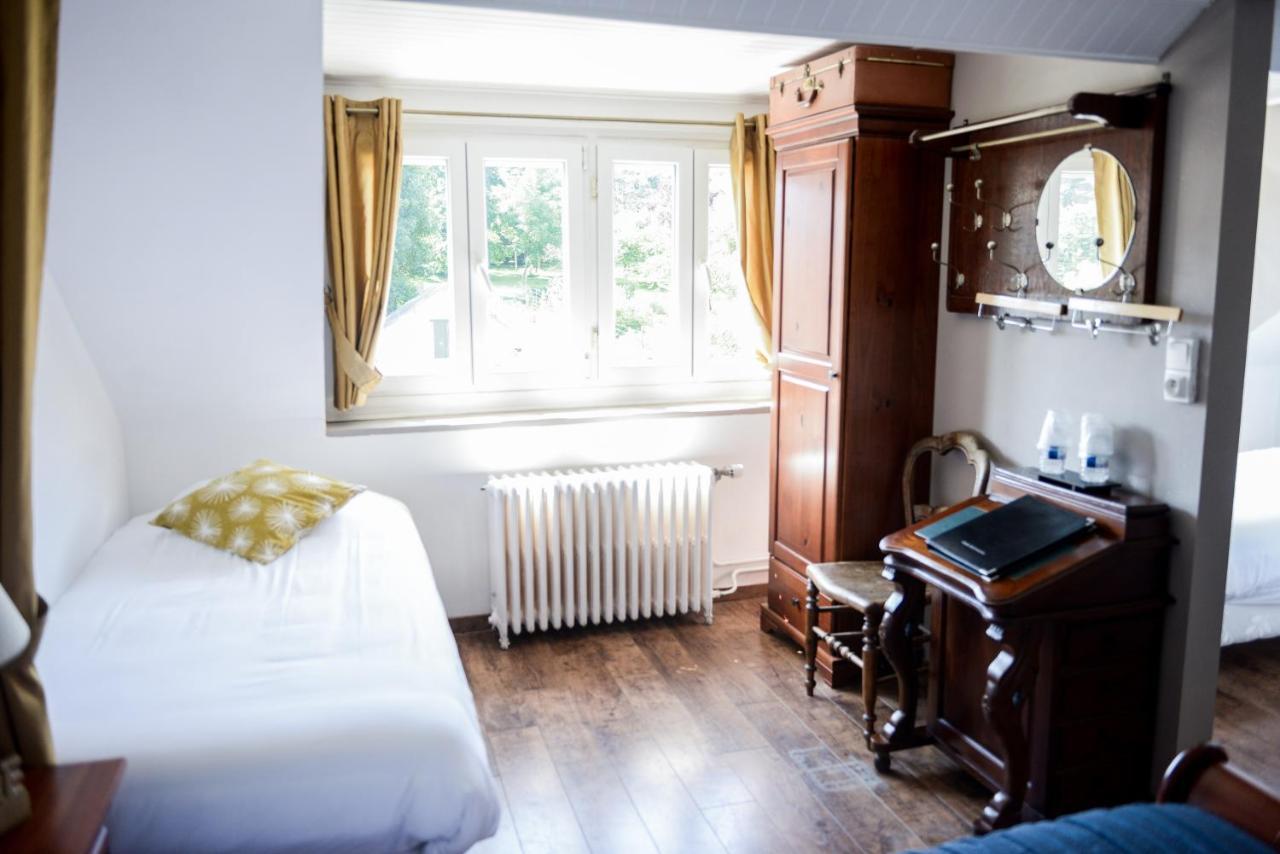 Logis Le Saint Hubert Hotel Haybes Kültér fotó