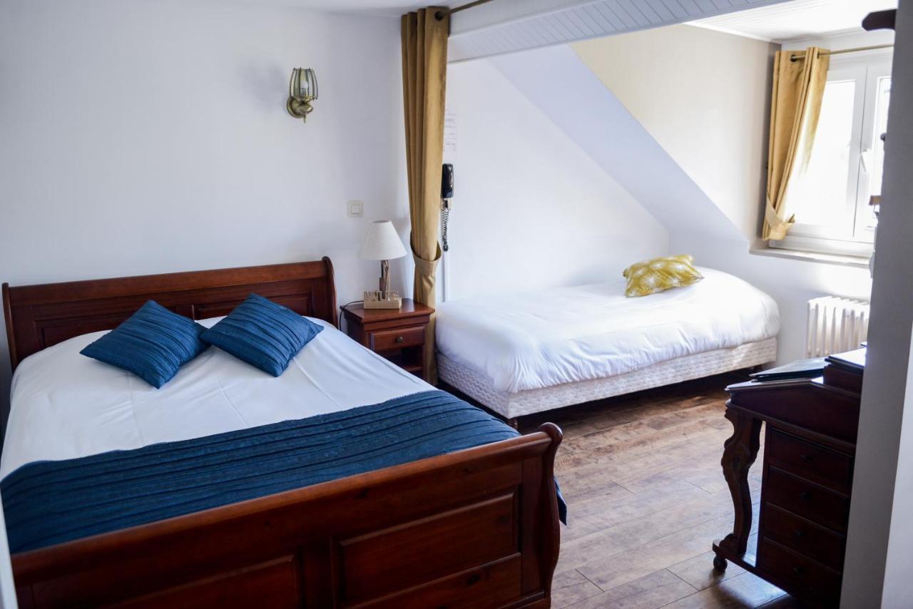 Logis Le Saint Hubert Hotel Haybes Kültér fotó